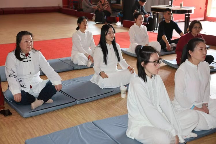 Zen Culture: The Art of Living with Awareness