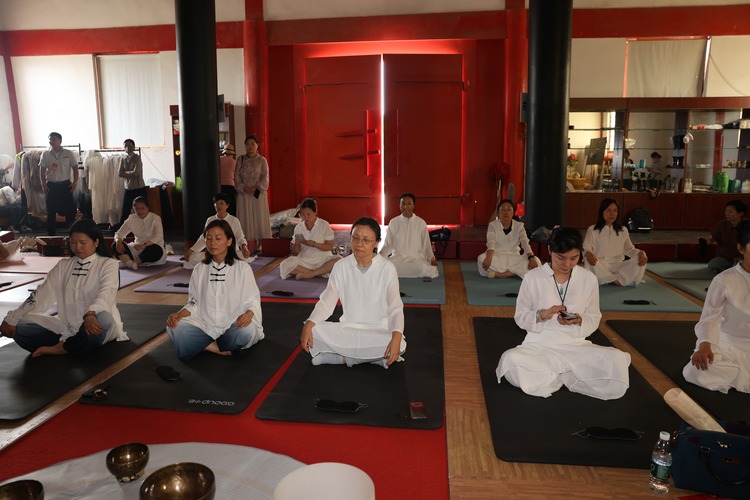 Experience Peace and Tranquility with a Chinese Temple Stay: Your 3-Day Zen Meditation Retreat