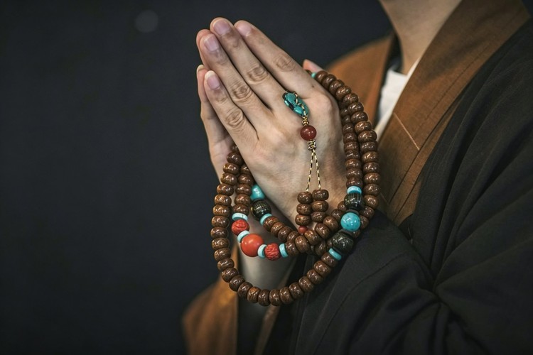 Zen Buddhism: The Path of Simplicity and Awareness