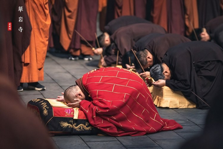 Prajna in Buddhism: 10 Wisdom Lessons for Daily Life