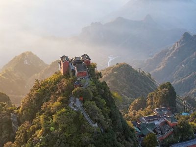 Wudang Mountain Daoist (2) Wudang Mountain Daoist (2)