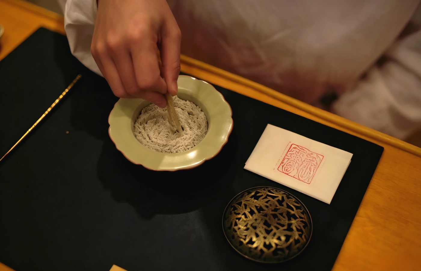 The Ancient Art of Incense Seal The Ancient Art of Incense Seal